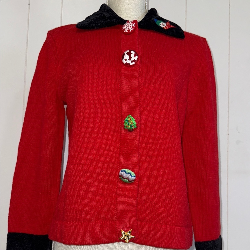 Mercer Street Studio Red Jacket with Black Collar - Picture 2 of 6